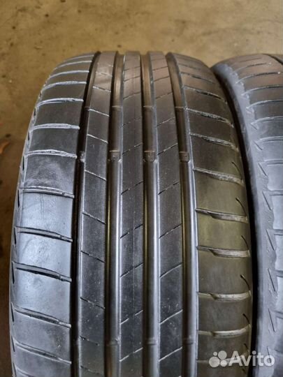 Bridgestone Turanza T005 225/40 R19