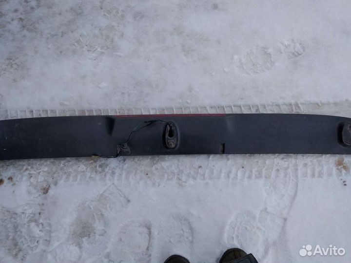 Продам спойлер для хонды