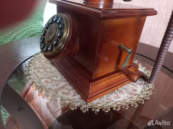 Ретро телефон