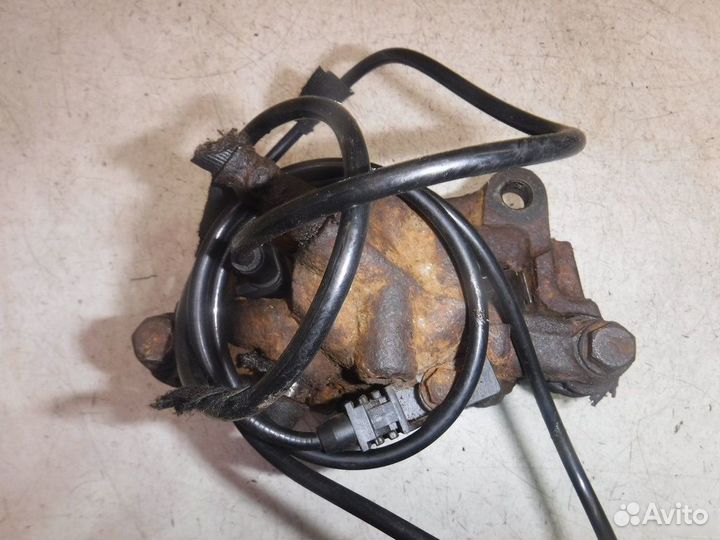 Суппорта задние Mercedes Benz Vito/Viano W639