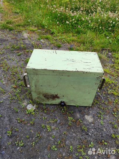 Ящик железный под оружие и боеприпасы