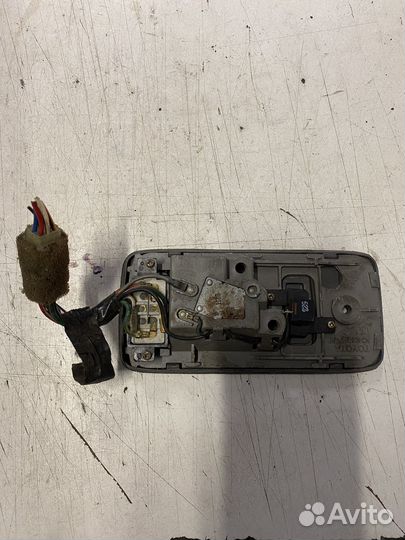 Плафон салонный Toyota Carina E