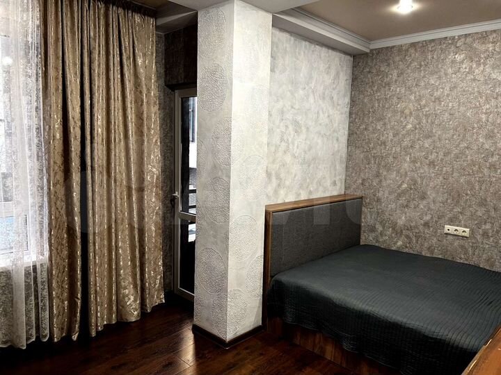 2-к. квартира, 53 м², 2/4 эт.