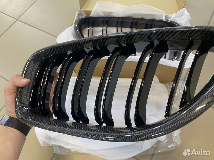 Решетка радиатора BMW F06 / F12 карбон