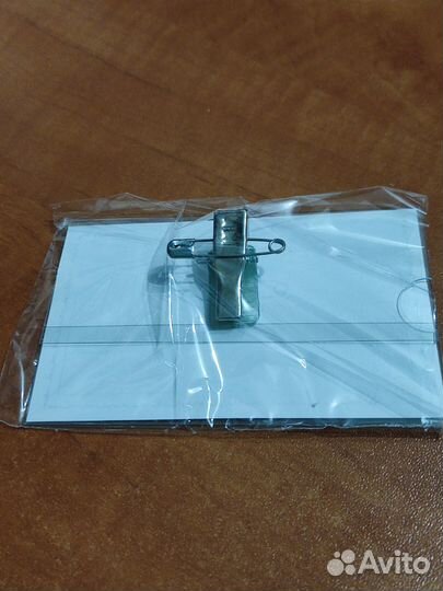 Продаю бейджики