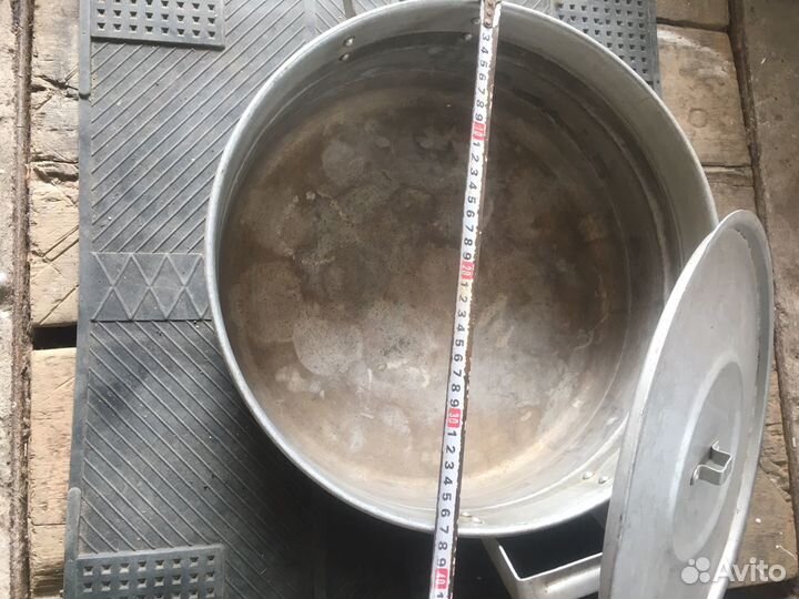 Кастрюли, миски, крышки