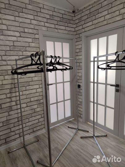 Вешалка напольная