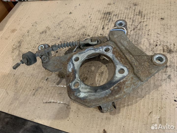 Кулак поворотный задний Mazda CX-7