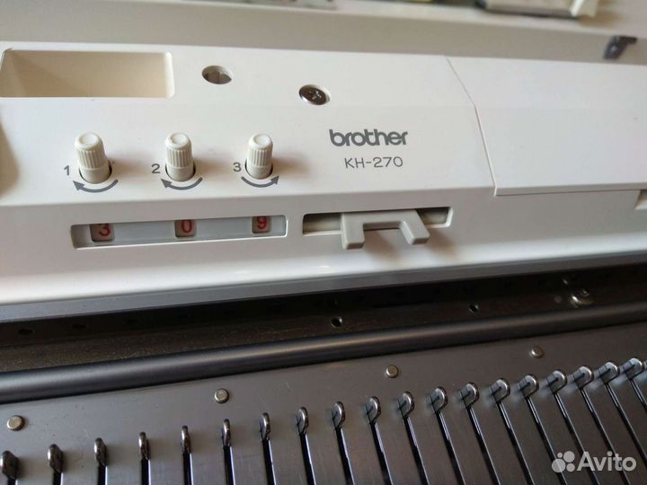 Двухфонтурная вязальная машина brother kh 270/260