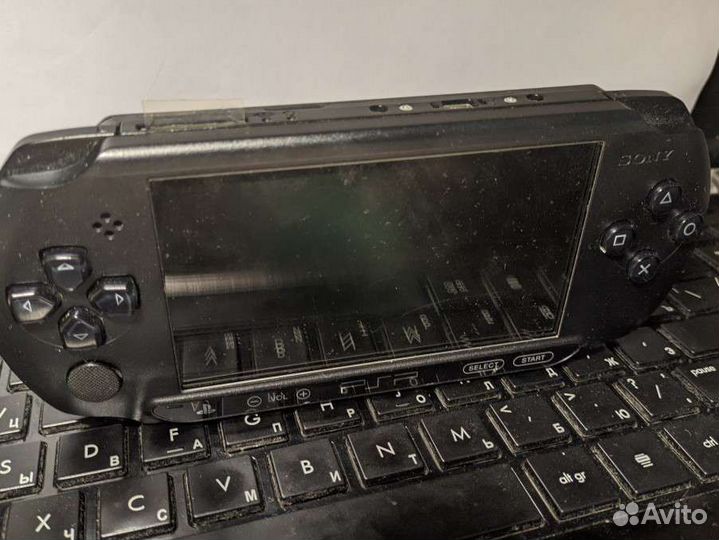 Sony PSP e 1008