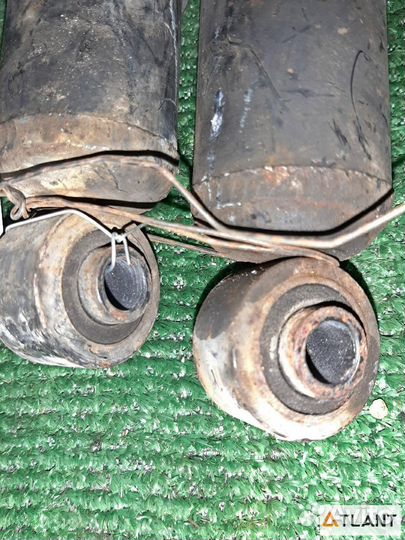 Амортизатор передний левый toyota dyna