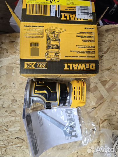 Фрезер акб dewalt DCW600B 20v Mexico