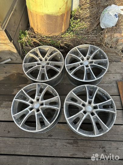 Литые диски R17 5x114.3