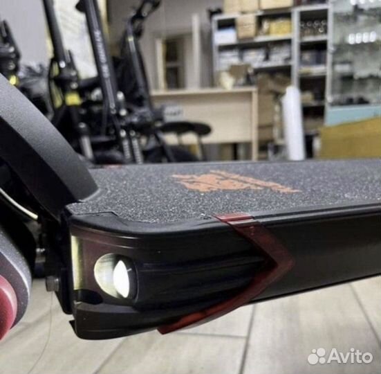 Электросамокат Kugoo G1