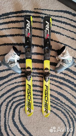 Комплект детских горных лыж 110 см