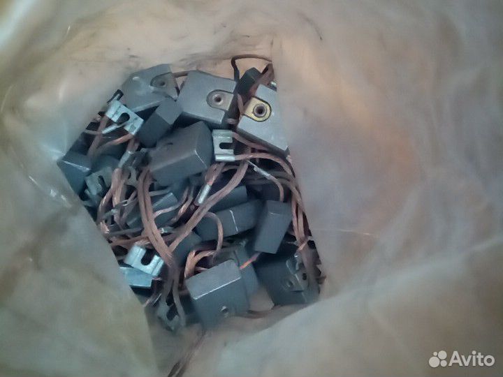 Щётки токосьемные