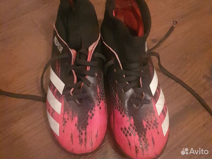 Бутсы сороконожки 32 размер