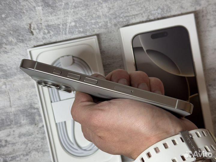 iPhone 16 Pro, 512 ГБ