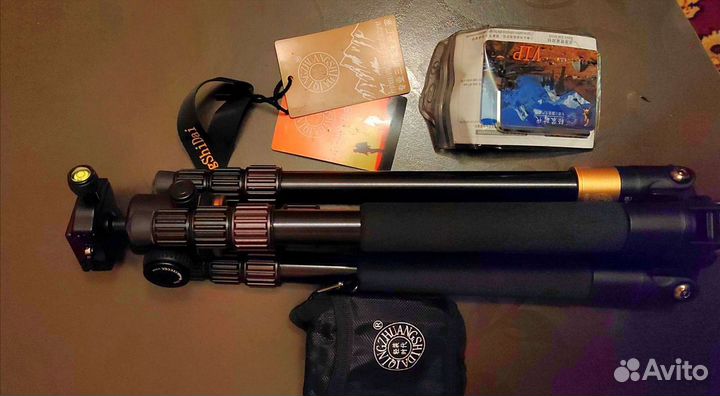 Штатив Travel tripods