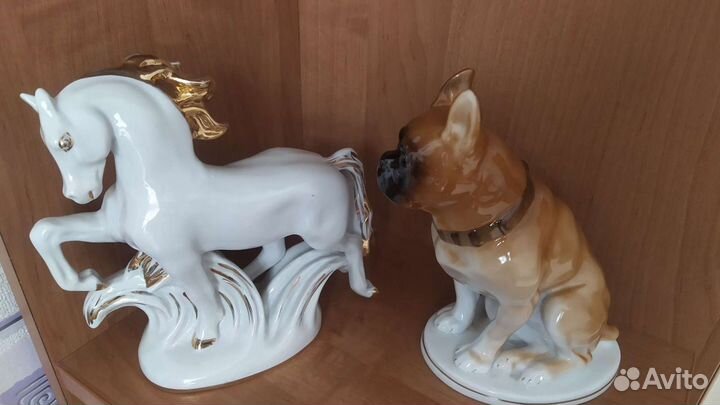 Статуэтки конь златогривый и собака боксер,50-60г