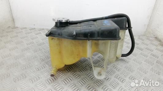 Бачок расширительный jeep grand cherokee WK (4MA19