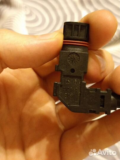 Датчик ABS передний L Mercedes w202