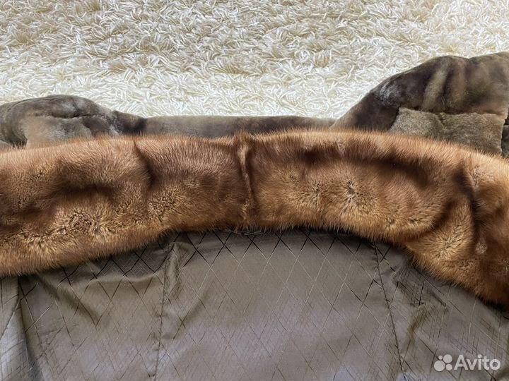 Мутоновая шуба с норковым воротником