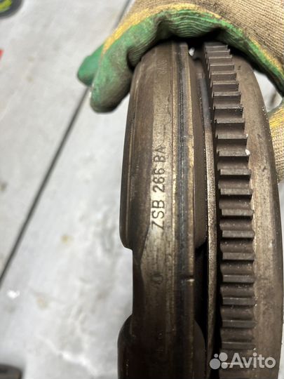 Двухмассовый маховик touran (сцепление) Bls