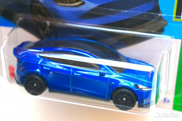 Hot Wheels Tesla Model Y (Blue)