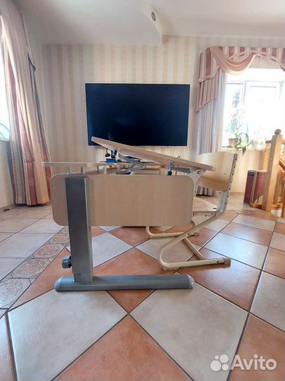 Стол-парта детскиая