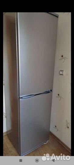 Холодильники Бош Аристон Серого цвета