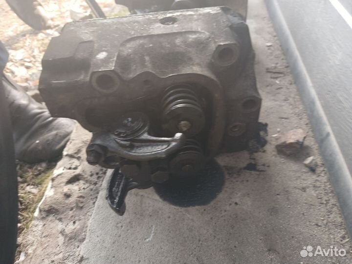 Мотор в разборе