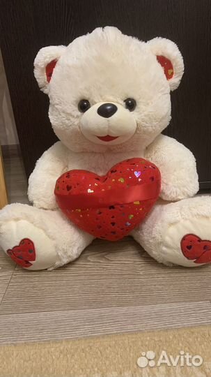 Плюшевый медведь