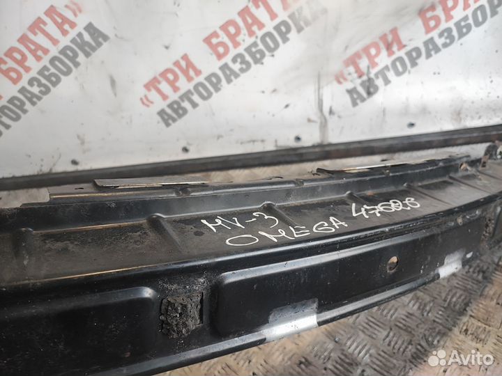 Опель Омега Брус переднего бампера