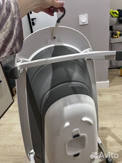 Ванночка для купания новорожденного