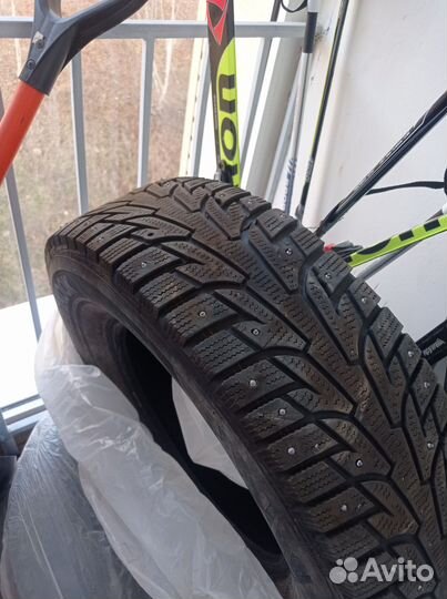 Hankook Winter I'Pike RS W419 215/75 R15