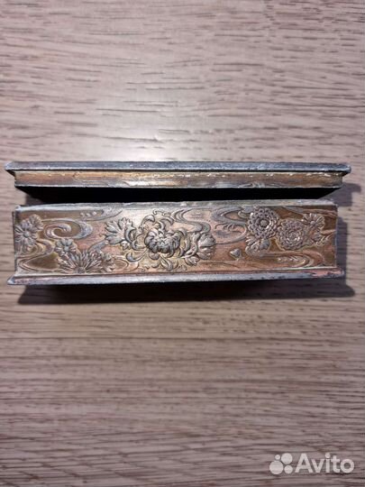 Шкатулка с узором модерн