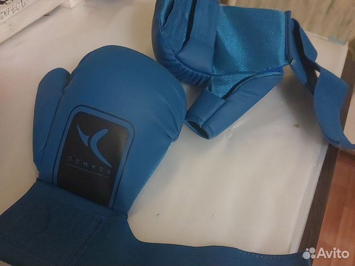 Перчатки для единоборств