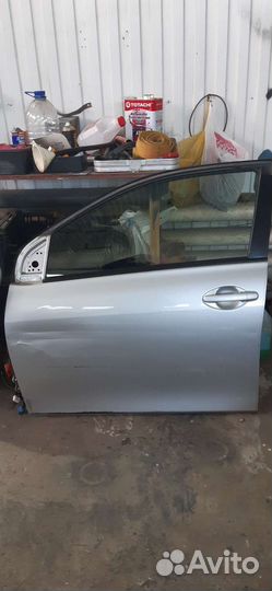 Продам двери от Аксио