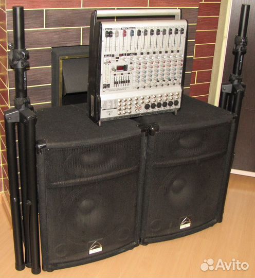 Колонки Wharfedale 1200W Активный микшер Штативы