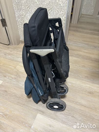 Коляска onyx складная для самолета