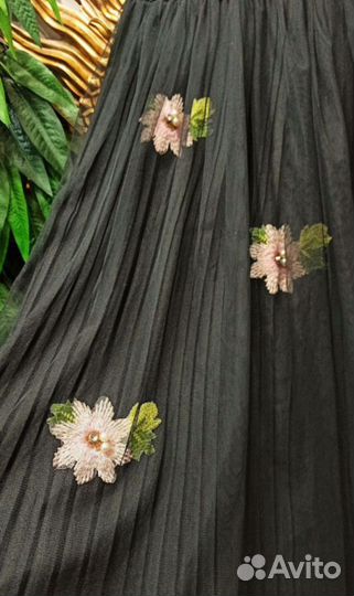 Юбка 46 плиссе с сеткой и вышивкой kenzo