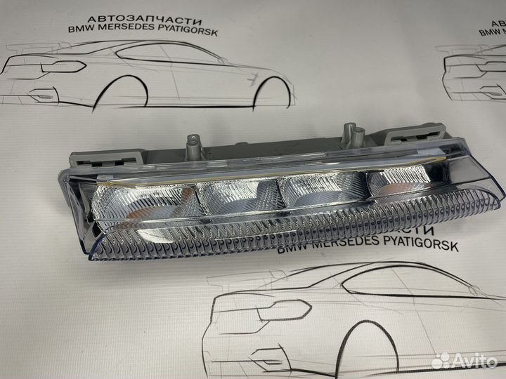 Правый ходовой огонь Mercedes W246 W176 W242 новый