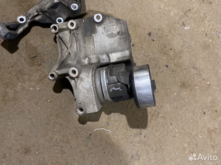 Ролики Kia Sorento 2.5 diesel