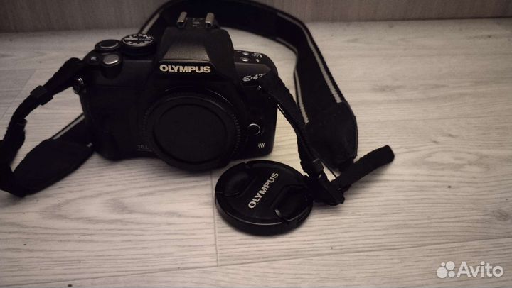 Зеркальный фотоаппарат olympus E420