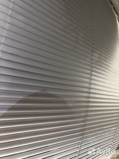 Жалюзи горизонтальные алюминиевые