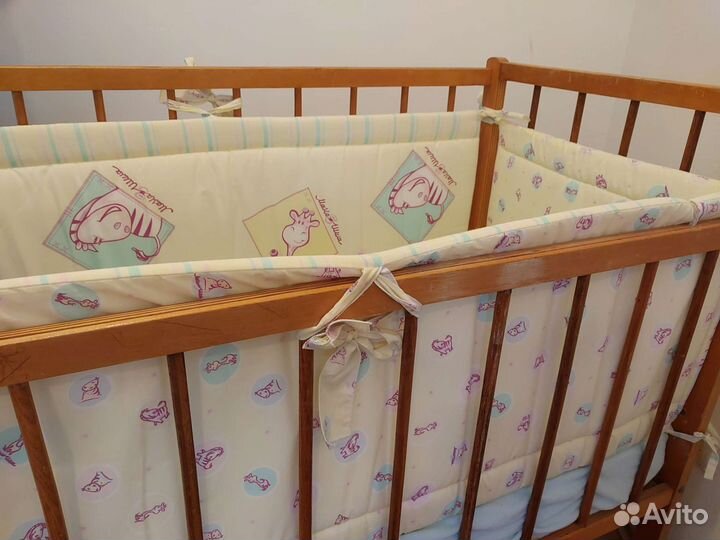 Бортики в кроватку новые