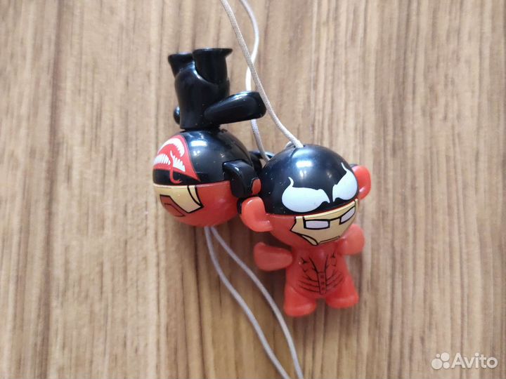 Киндер брелки Kinder Starwars Marvel