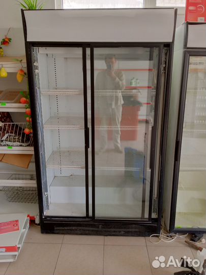Торговое оборудование холодильник касса