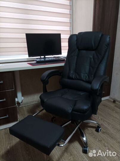 Кресло офисное с массажем новое